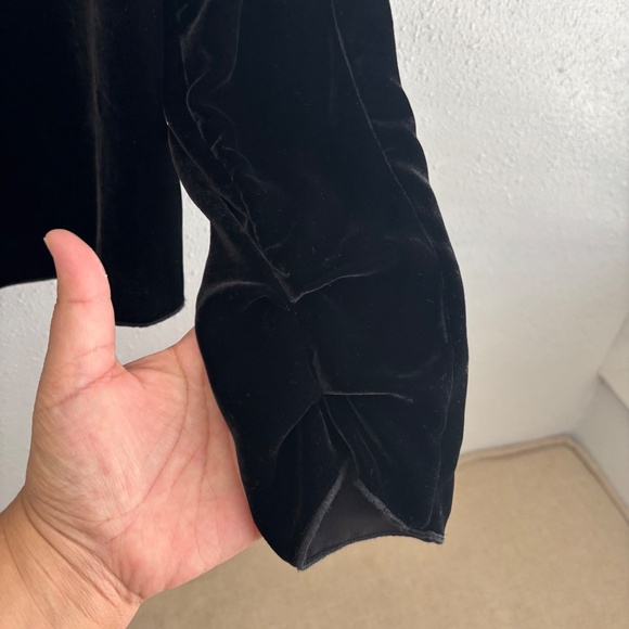 FORTE_FORTE Black Stretch Velvet Turtleneck Top in XS - Picture 4 of 11